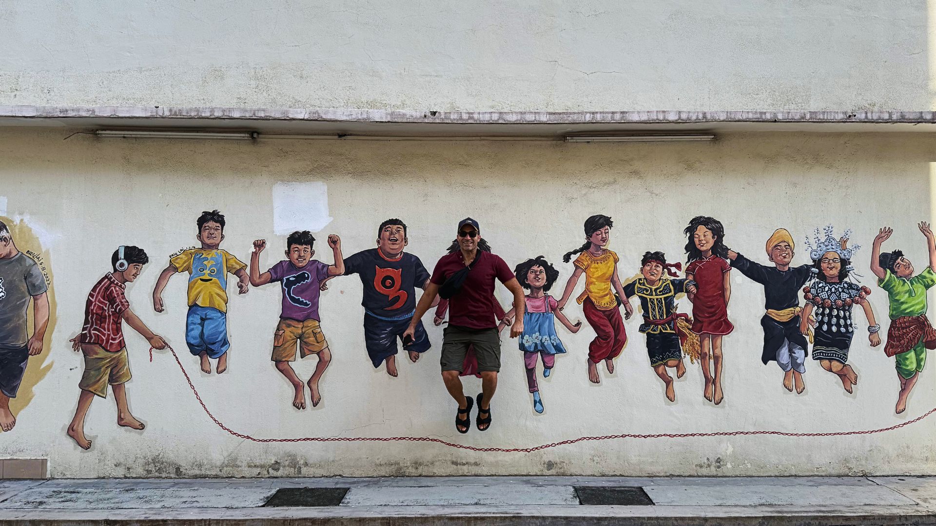 Guida Ipoh: cosa fare, vedere e organizzare un viaggio murales salto corda